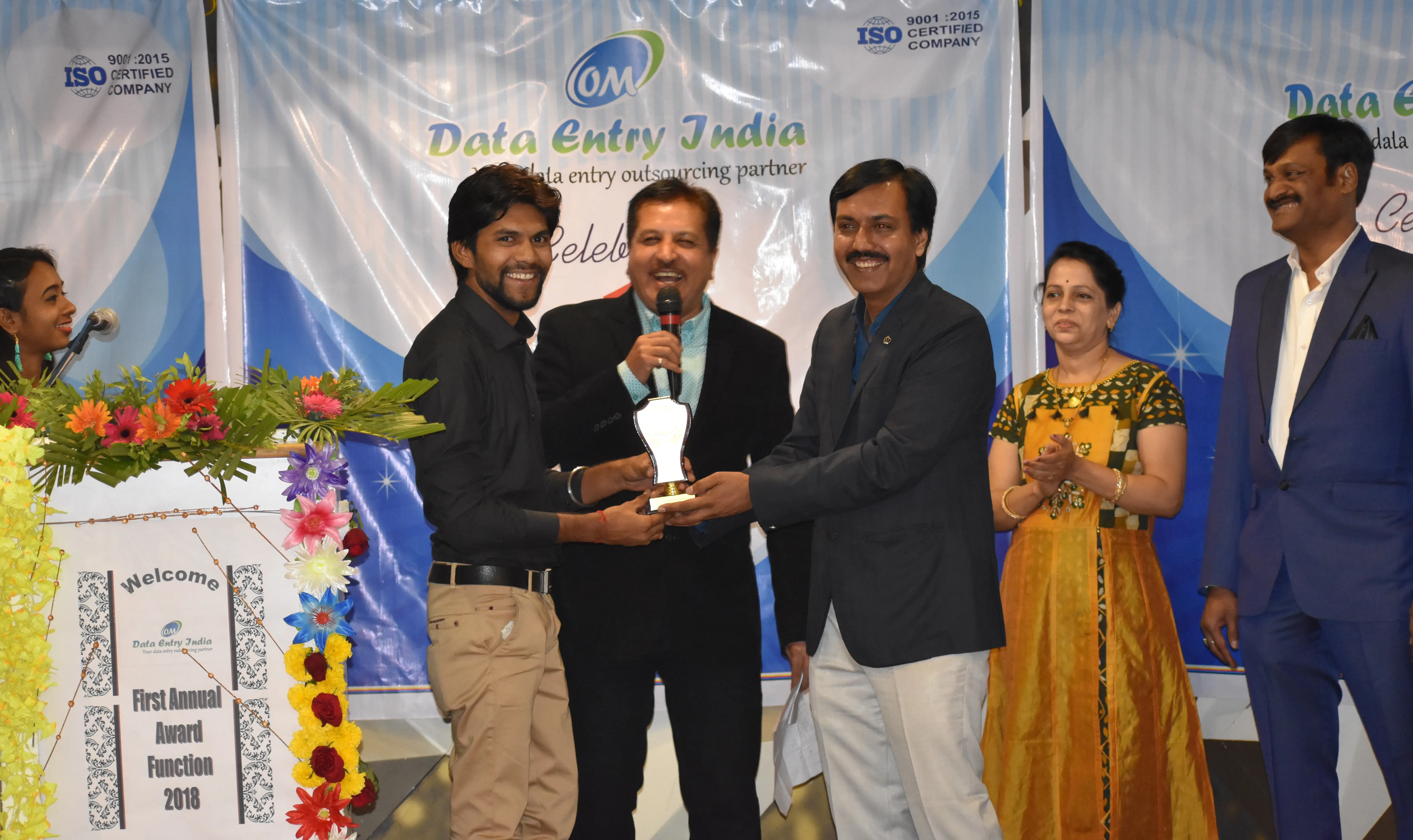 Om Data Entry India Cheerfully Celebrates the Annual Awards Night Promotion
